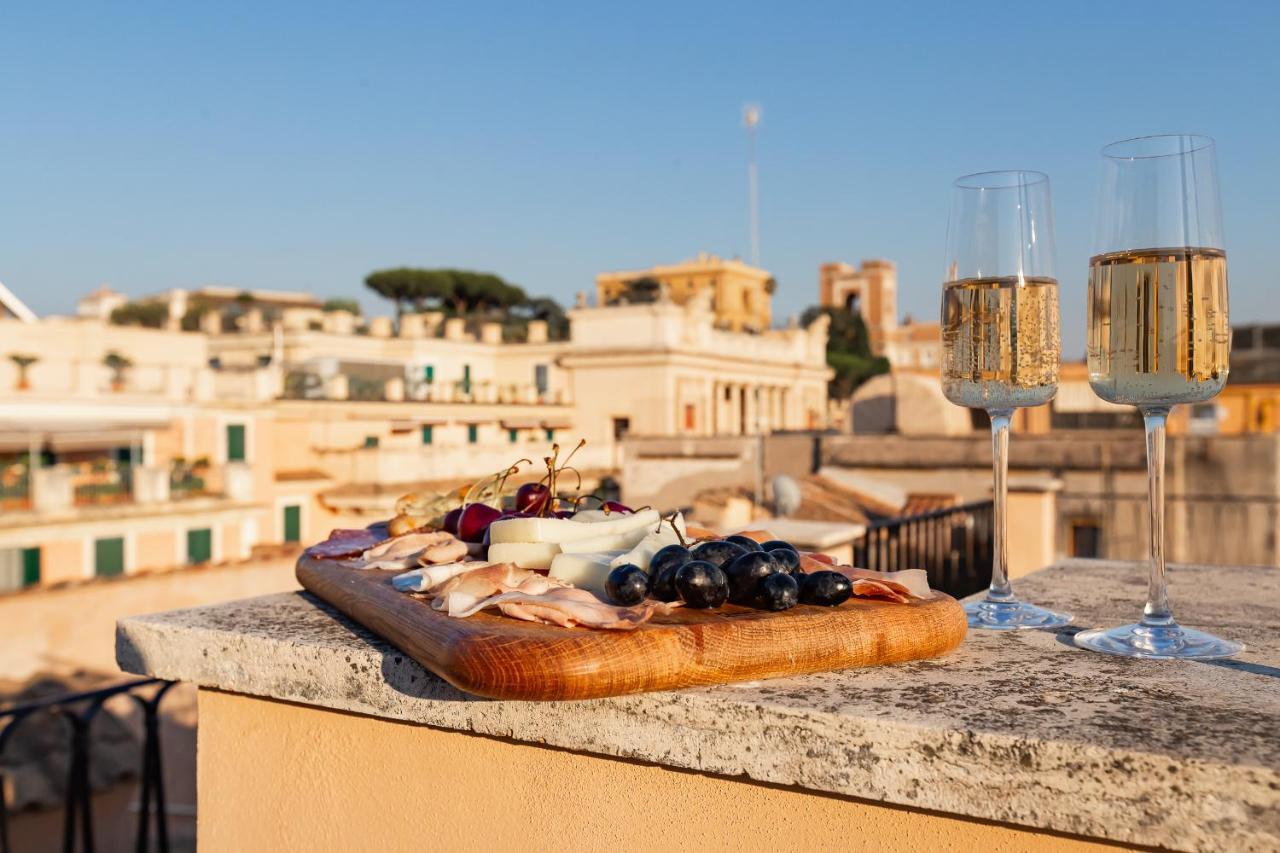 Hotel Vivilo Roma Trevi - Luxury Experience - Private Jacuzzi On Terrace - Insane View Extérieur photo