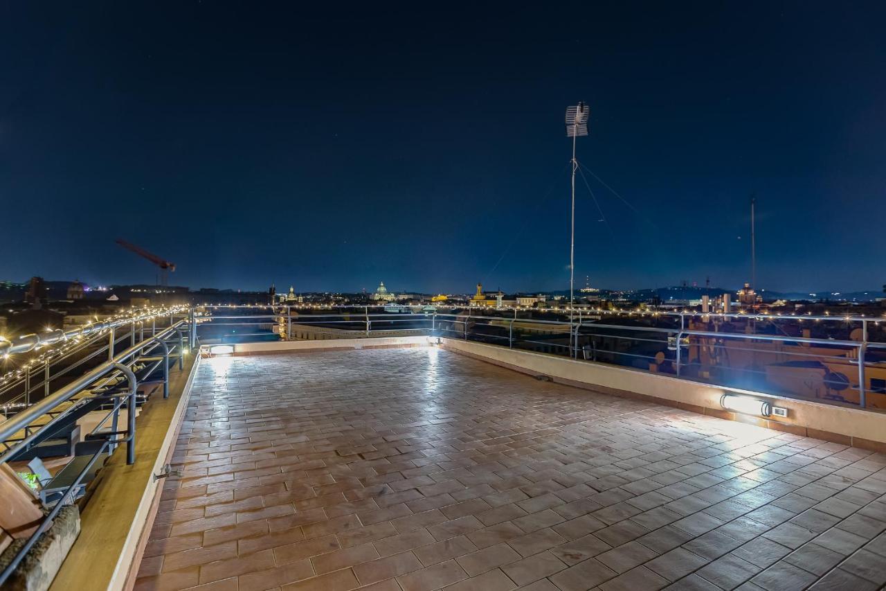 Hotel Vivilo Roma Trevi - Luxury Experience - Private Jacuzzi On Terrace - Insane View Extérieur photo
